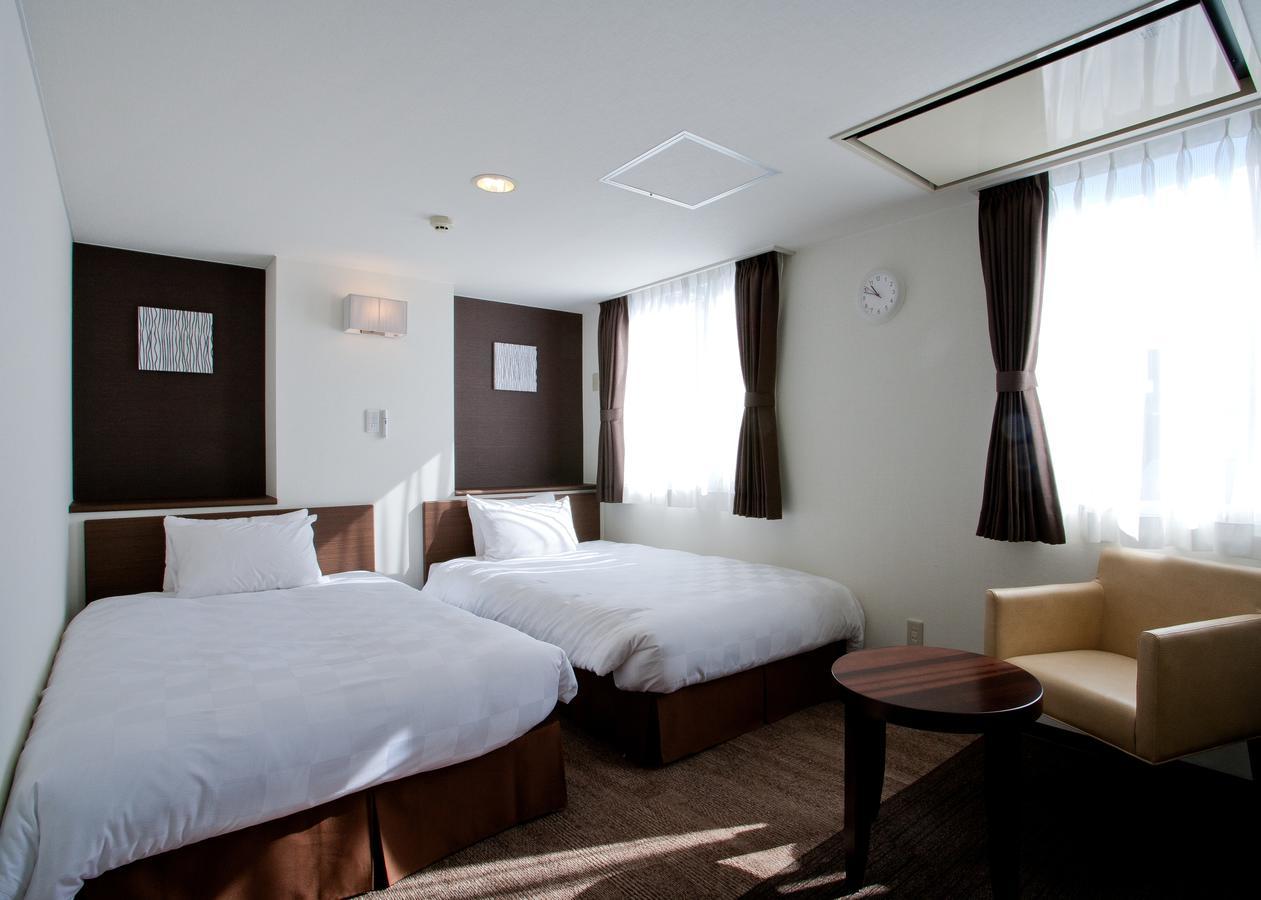 Hotel Prive Shizuoka Station Bagian luar foto